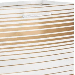 Hallmark Elegant Gold Assorted Sizes 6-Pack Gift Bags -Elegant Home Decor Deals Store Elegant Gold Assorted Sizes 6Pack Gift Bags 5EGB7033 05