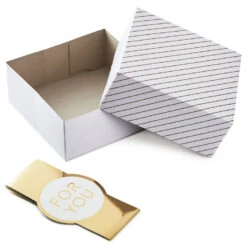 Hallmark 10" Gold And White Striped 2-Pack Gift Boxes With Bands -Elegant Home Decor Deals Store Gold and White Striped 2Pack Gift Boxes With Bands 5EBC1226 03